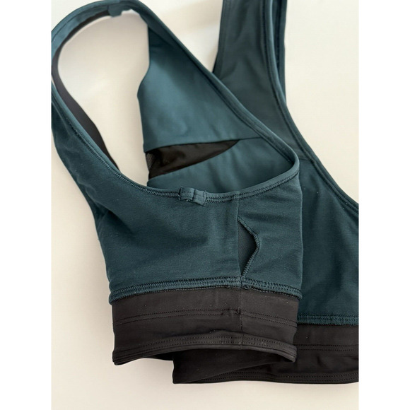 Lululemon RUN THE DAY Sports Bra With Peek-A-Boo Mesh Submarine Green/Black Sz 4 - Picture 8 of 12